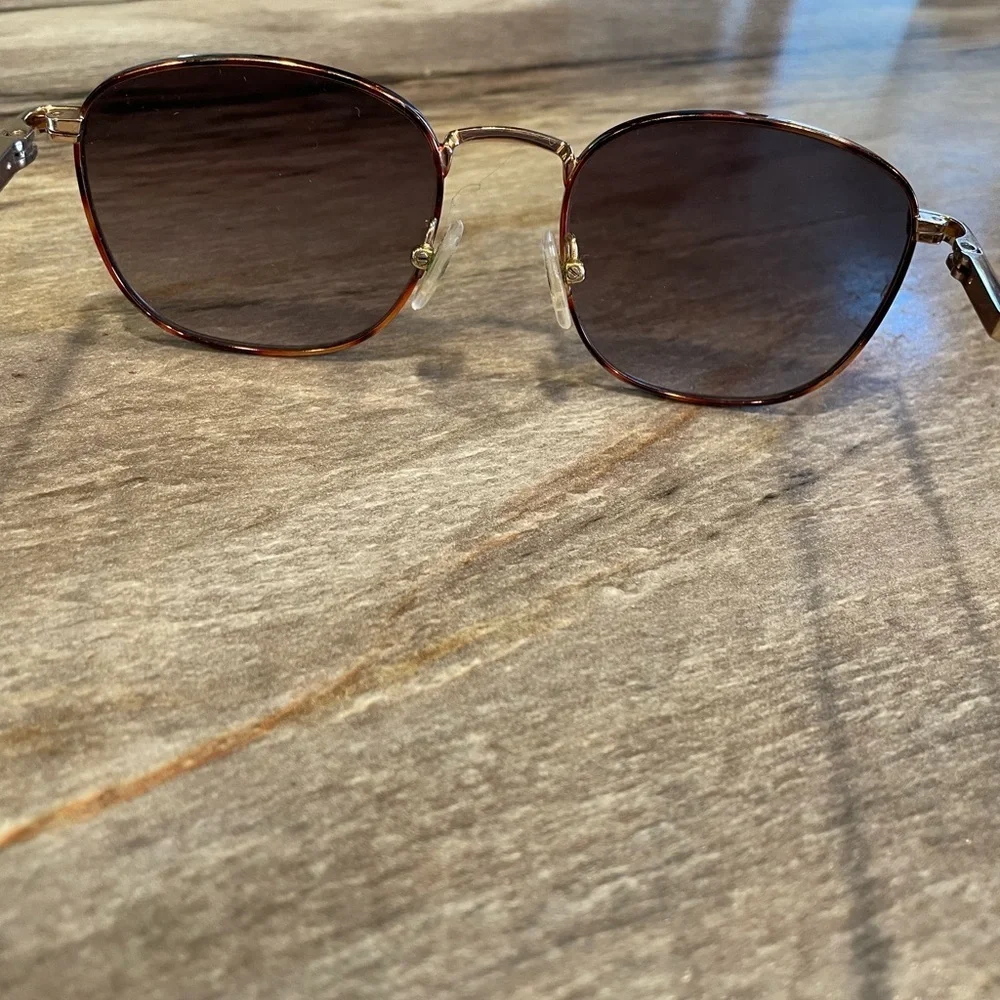 GUC Le Specs Tortoise Shell Sunglasses